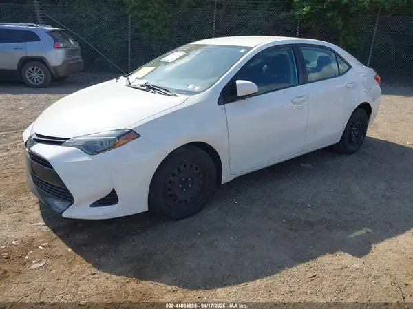 2T1BURHE4KC183767 2019 TOYOTA COROLLA - Image 2