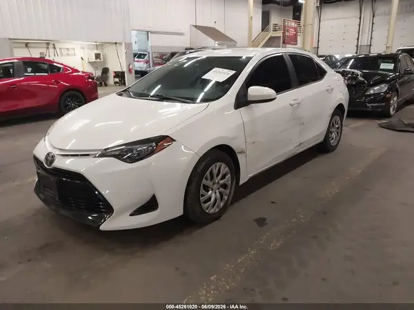 2T1BURHE4KC184580 2019 TOYOTA COROLLA - Image 2