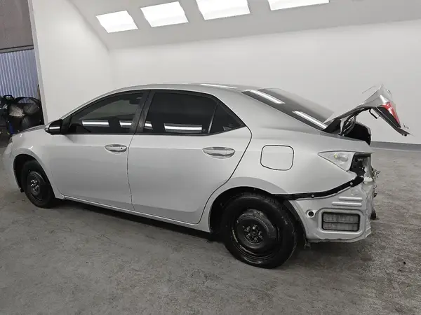 2T1BURHE4KC194056 2019 TOYOTA COROLLA - Image 2
