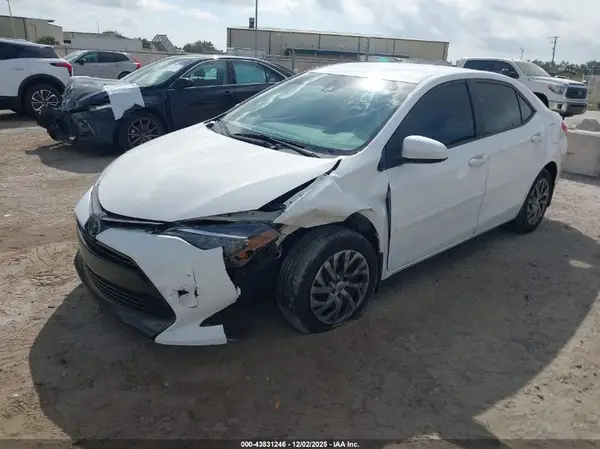 2T1BURHE4KC194316 2019 TOYOTA COROLLA - Image 2