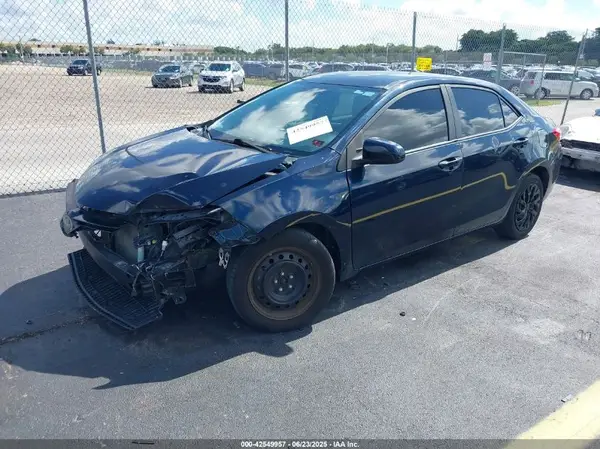 2T1BURHE4KC201295 2019 TOYOTA COROLLA - Image 2