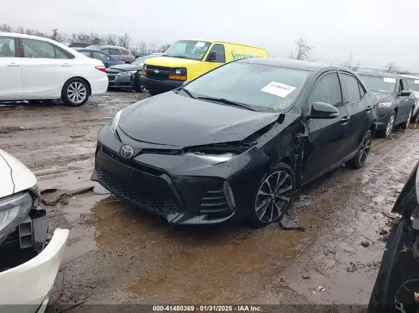 2T1BURHE4KC201801 2019 TOYOTA COROLLA - Image 2