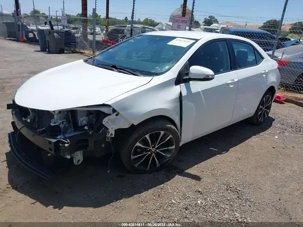 2T1BURHE4KC204133 2019 TOYOTA COROLLA - Image 2