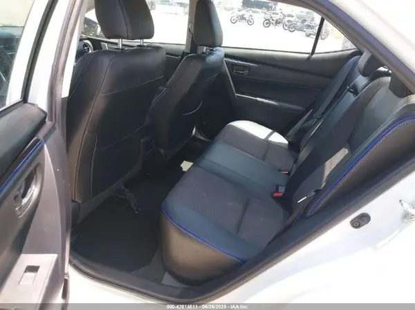 2T1BURHE4KC204133 2019 TOYOTA COROLLA - Image 8