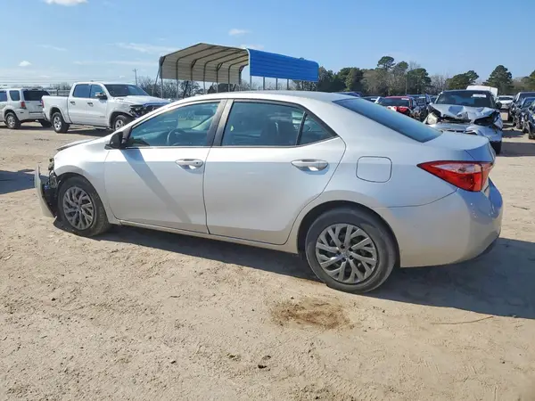 2T1BURHE4KC207419 2019 TOYOTA COROLLA - Image 2