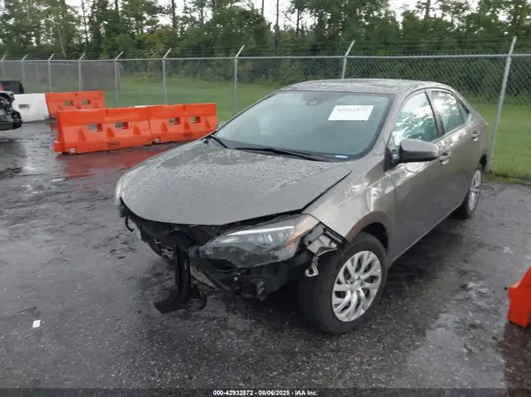 2T1BURHE4KC210837 2019 TOYOTA COROLLA - Image 2