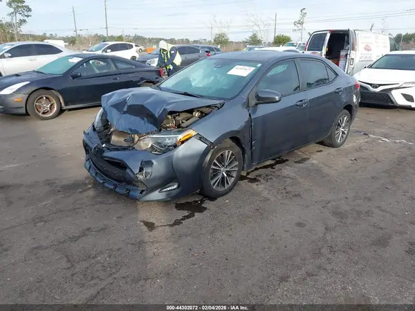 2T1BURHE4KC214502 2019 TOYOTA COROLLA - Image 2