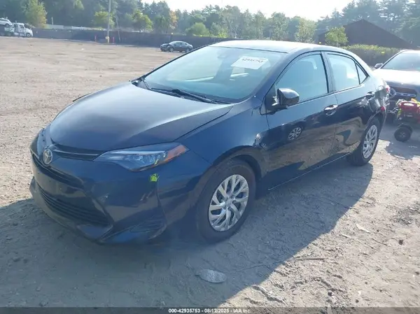 2T1BURHE4KC219568 2019 TOYOTA COROLLA - Image 2