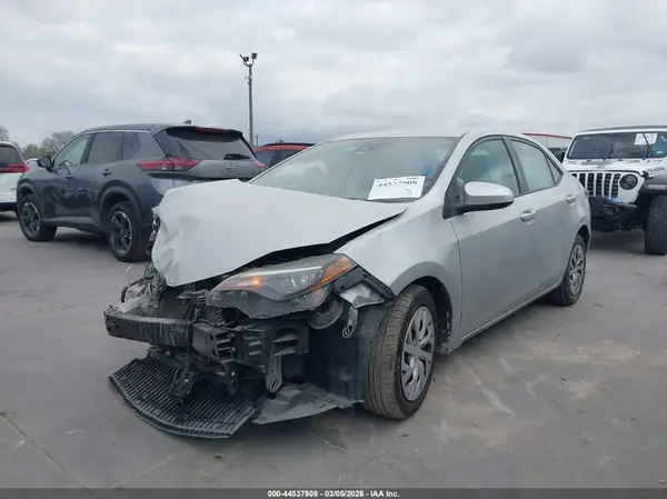 2T1BURHE4KC222504 2019 TOYOTA COROLLA - Image 2