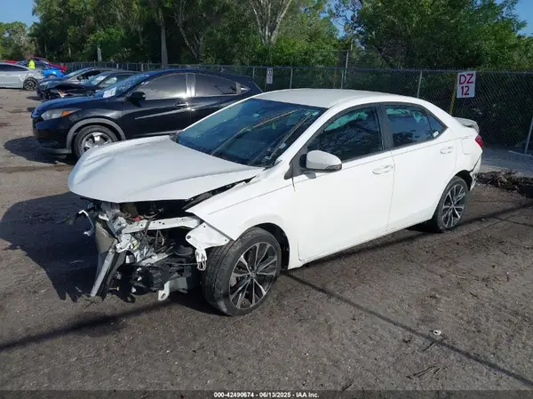 2T1BURHE4KC223684 2019 TOYOTA COROLLA - Image 2