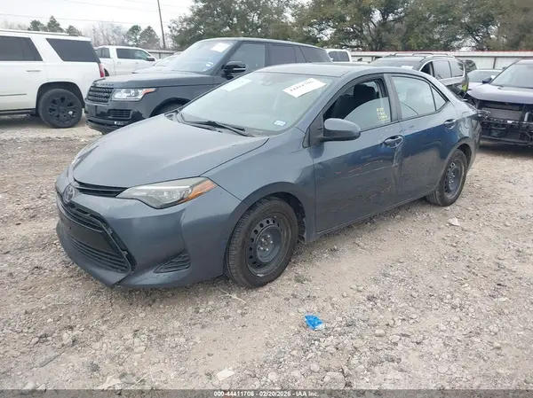 2T1BURHE4KC233311 2019 TOYOTA COROLLA - Image 2