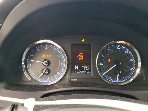 2T1BURHE4KC238041 2019 TOYOTA COROLLA - Image 8