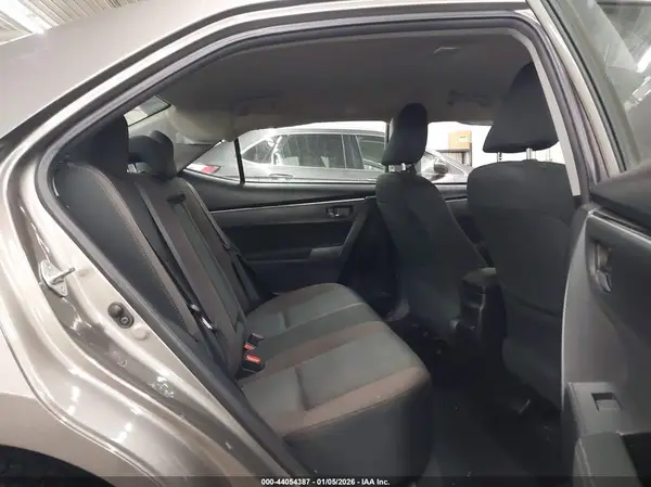 2T1BURHE4KC240064 2019 TOYOTA COROLLA - Image 8