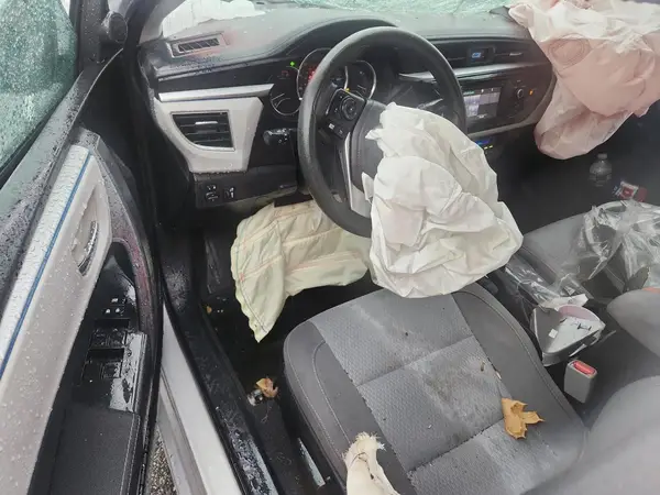 2T1BURHE5GC484328 2016 TOYOTA COROLLA - Image 8