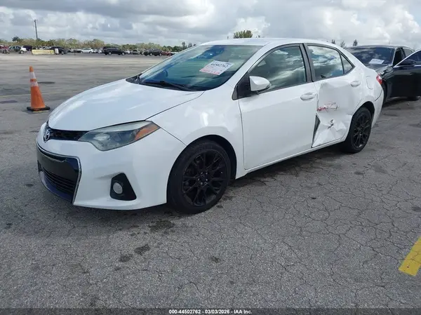 2T1BURHE5GC484376 2016 TOYOTA COROLLA - Image 2