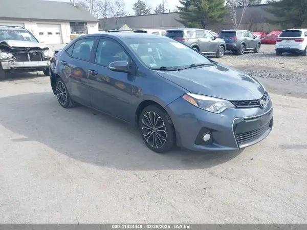 2T1BURHE5GC520003 2016 TOYOTA COROLLA - Image 1