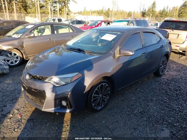 2T1BURHE5GC588012 2016 TOYOTA COROLLA - Image 2