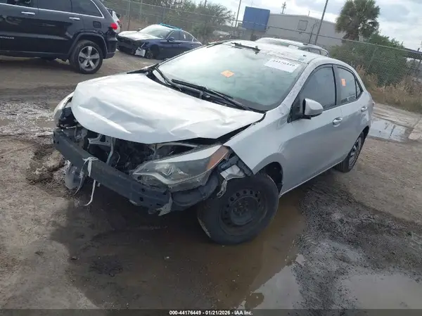 2T1BURHE5GC614933 2016 TOYOTA COROLLA - Image 2