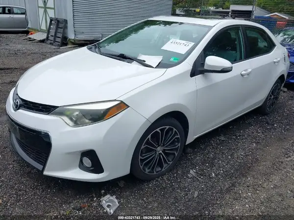 2T1BURHE5GC630985 2016 TOYOTA COROLLA - Image 2