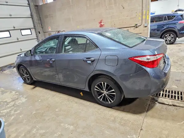 2T1BURHE5GC673027 2016 TOYOTA COROLLA - Image 2