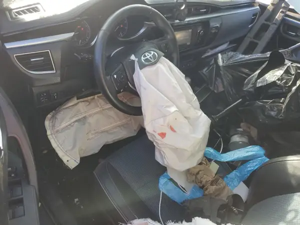2T1BURHE5GC685680 2016 TOYOTA COROLLA - Image 8