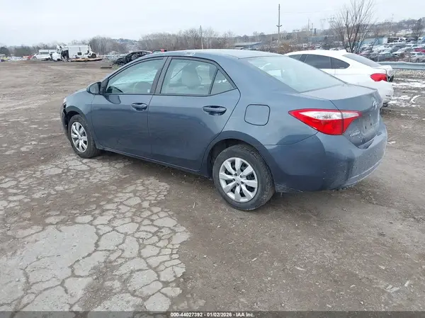 2T1BURHE5GC700033 2016 TOYOTA COROLLA - Image 2