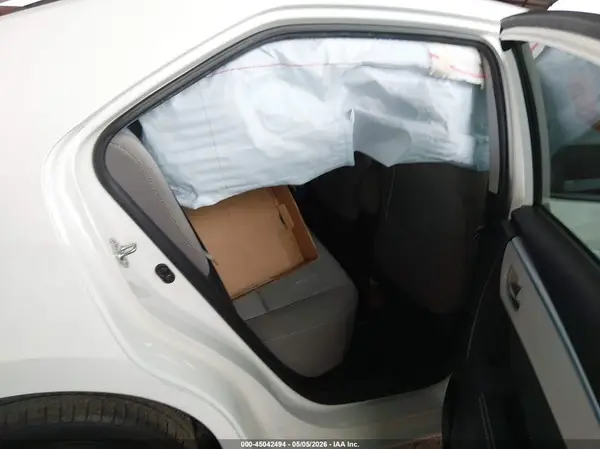 2T1BURHE5GC706303 2016 TOYOTA COROLLA - Image 8