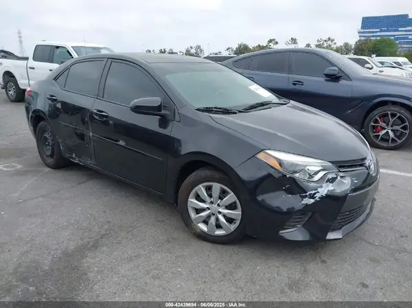 2T1BURHE5GC709766 2016 TOYOTA COROLLA - Image 1
