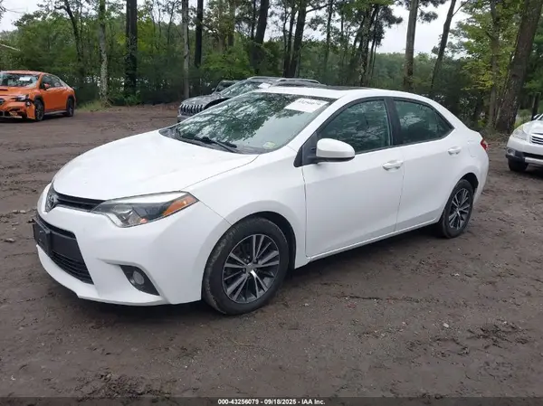 2T1BURHE5GC720752 2016 TOYOTA COROLLA - Image 2