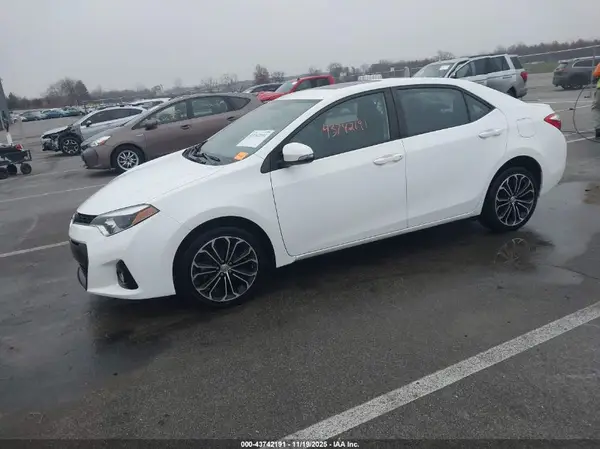 2T1BURHE5GC733937 2016 TOYOTA COROLLA - Image 2