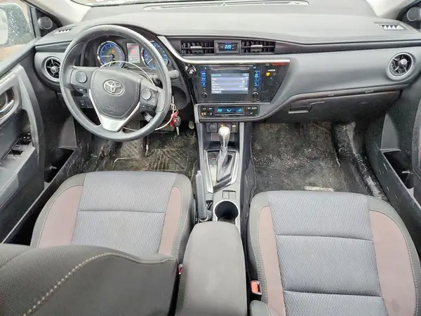 2T1BURHE5HC747743 2017 TOYOTA COROLLA - Image 8