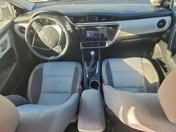 2T1BURHE5HC747841 2017 TOYOTA COROLLA - Image 8