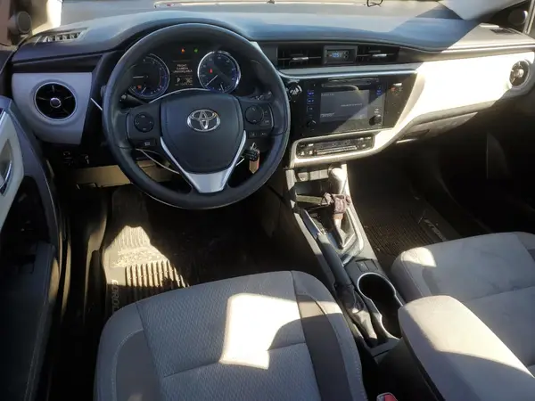 2T1BURHE5HC756734 2017 TOYOTA COROLLA - Image 8