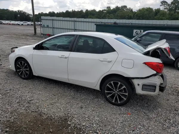 2T1BURHE5HC758063 2017 TOYOTA COROLLA - Image 2