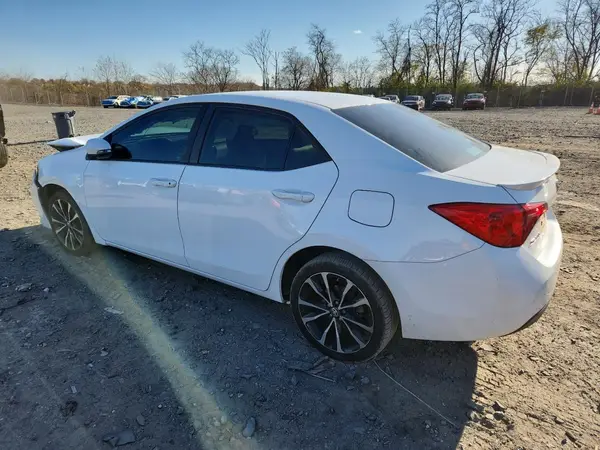 2T1BURHE5HC761240 2017 TOYOTA COROLLA - Image 2