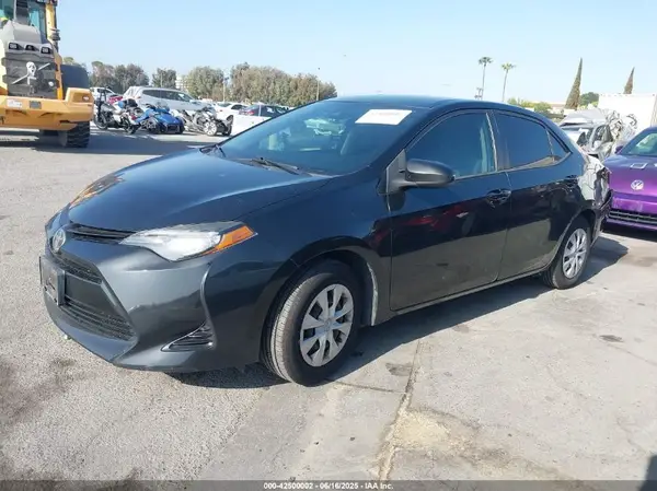 2T1BURHE5HC763716 2017 TOYOTA COROLLA - Image 2