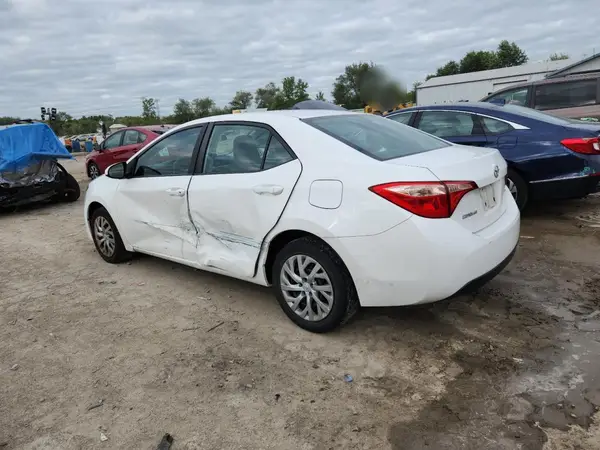 2T1BURHE5HC766132 2017 TOYOTA COROLLA - Image 2