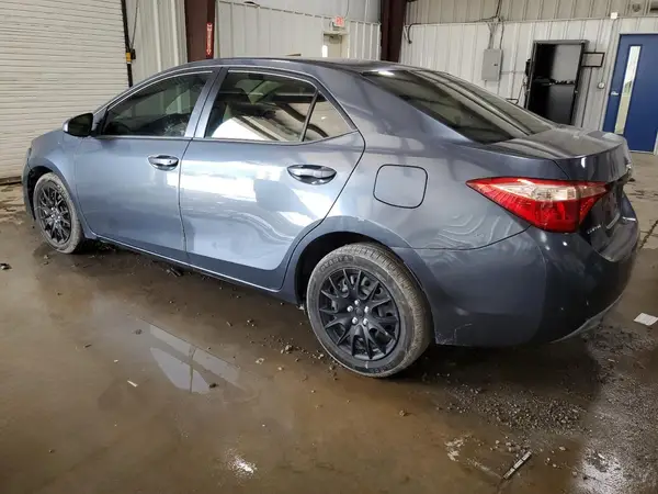 2T1BURHE5HC768723 2017 TOYOTA COROLLA - Image 2