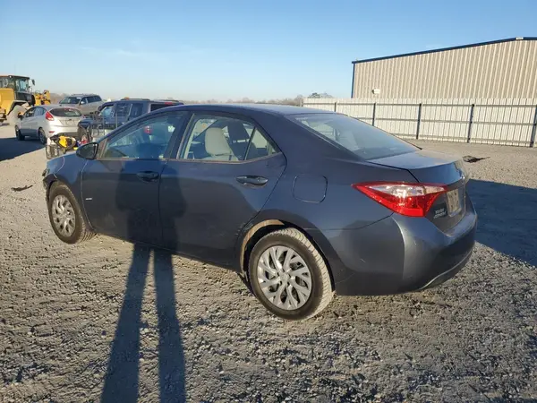 2T1BURHE5HC774957 2017 TOYOTA COROLLA - Image 2