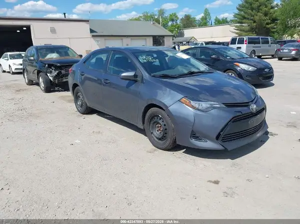 2T1BURHE5HC776126 2017 TOYOTA COROLLA - Image 1