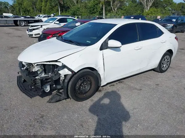 2T1BURHE5HC783299 2017 TOYOTA COROLLA - Image 2