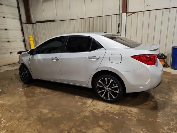 2T1BURHE5HC791418 2017 TOYOTA COROLLA - Image 2