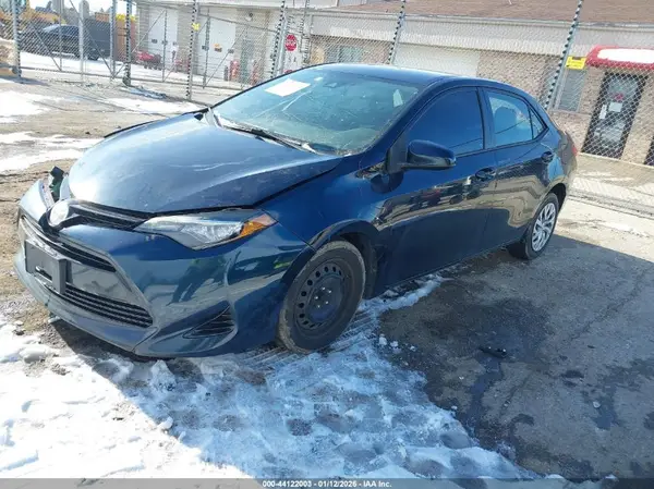 2T1BURHE5HC794299 2017 TOYOTA COROLLA - Image 2