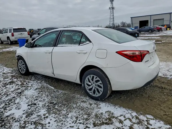 2T1BURHE5HC795968 2017 TOYOTA COROLLA - Image 2