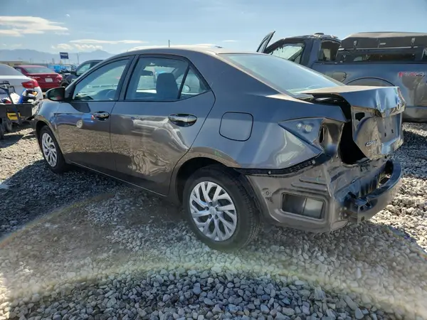 2T1BURHE5HC797400 2017 TOYOTA COROLLA - Image 2