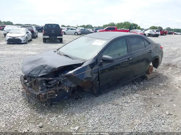2T1BURHE5HC800991 2017 TOYOTA COROLLA - Image 2