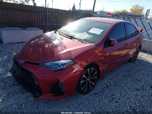 2T1BURHE5HC801137 2017 TOYOTA COROLLA - Image 2