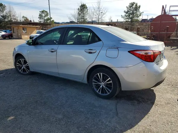 2T1BURHE5HC801204 2017 TOYOTA COROLLA - Image 2