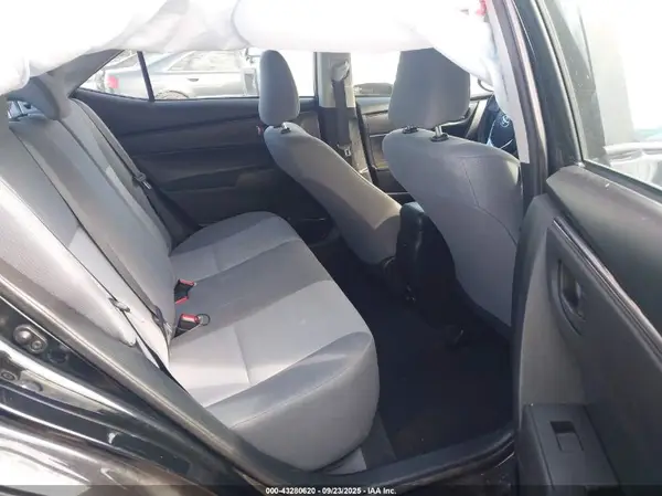 2T1BURHE5HC802482 2017 TOYOTA COROLLA - Image 8