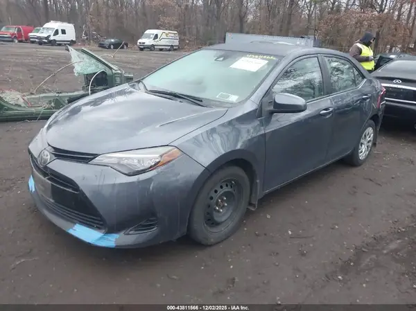 2T1BURHE5HC803535 2017 TOYOTA COROLLA - Image 2